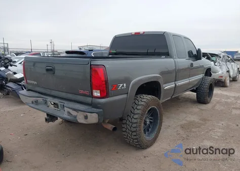 2002 GMC Sierra 1500 Sle z USA, uszkodzony, nr VIN 2GTEK19T021245195